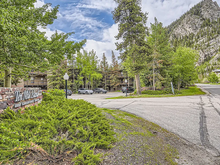 222 Creekside Dr #204A — Photo 26