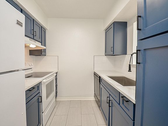 5th image of 2333 Bering Dr APT 123