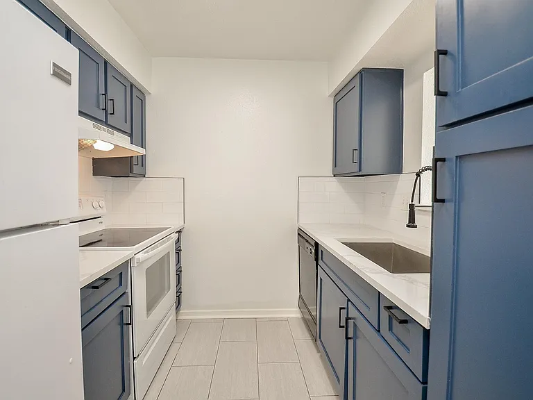 2333 Bering Dr #123 — Photo 7