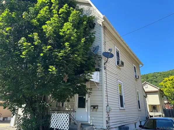 716 Brallier Pl, Johnstown, PA 15906