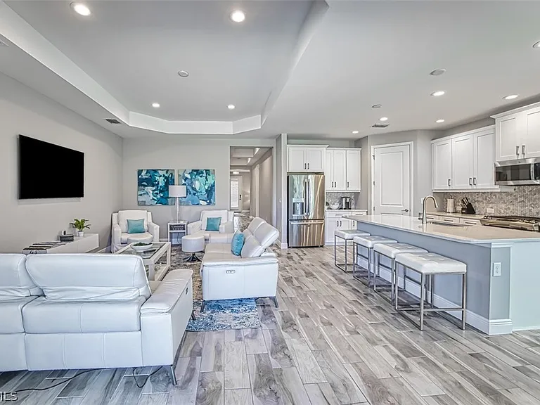 2925 Willow Ridge Ct — Photo 15