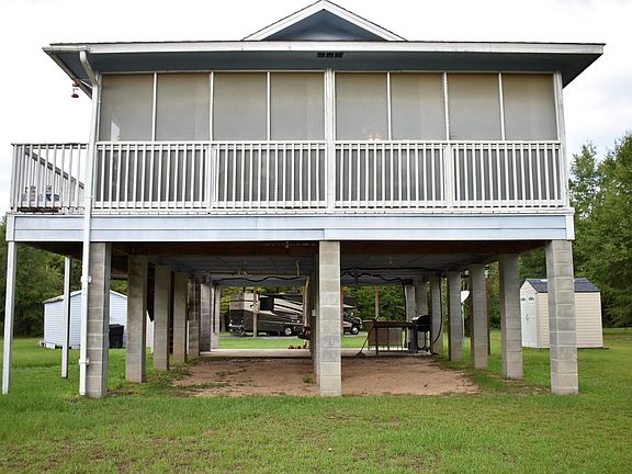 3rd image of 2227 Shady Hollow Ln