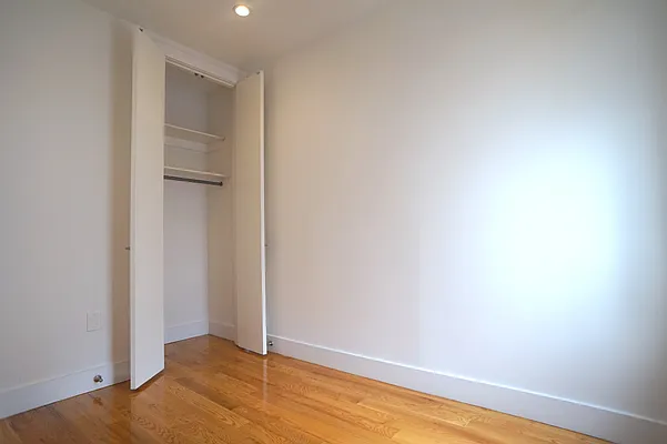 Rented by Compass | media 19