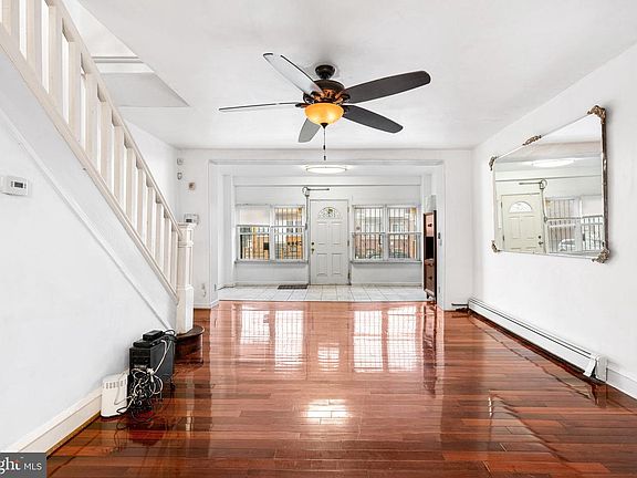3rd image of 232 W Fisher Ave