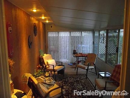 5th image of 8435 Selwick Dr