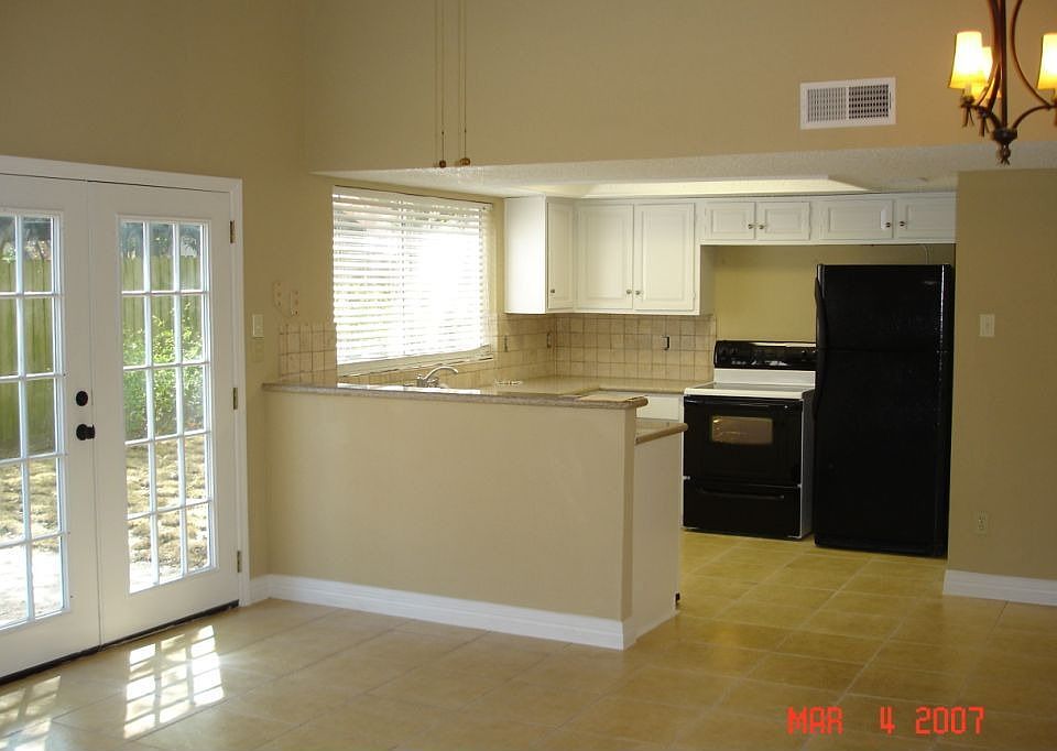 Open Kitchen
