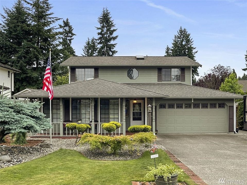 1st image of 3006 30th Ave E