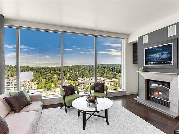 2nd image of 10650 NE 9th Pl Unit 2024