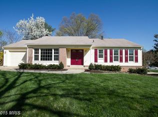 8107 Lake Pleasant Dr, Springfield, VA 22153
