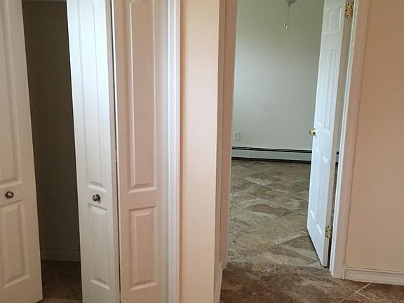 3rd image of 484 Pennyfield Ave #1