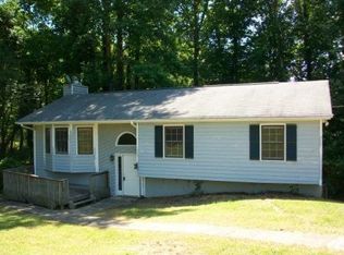 298 Kettlewood Dr, Lilburn, GA 30047