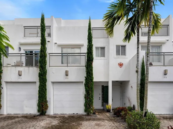 818 NE 19th Avenue #811, Fort Lauderdale, FL 33304