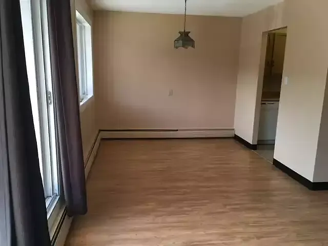 2 bed, 1.5 bath, 971 sqft, $1,650 — Photo 4