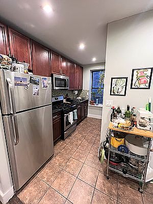 2nd image of 930 Myrtle Ave #12A