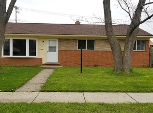 30136 Spring Arbor Dr, Inkster, MI 48141