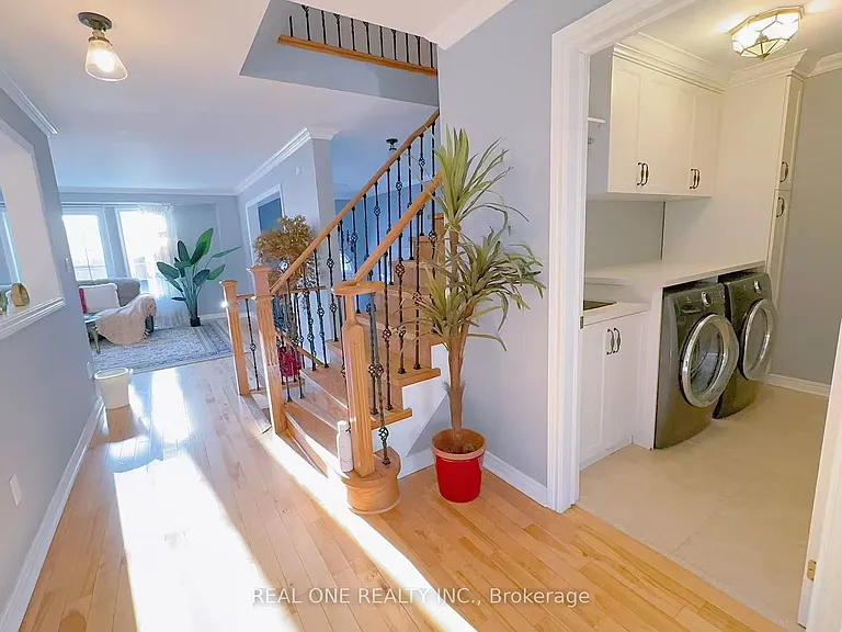 193 Dean Burton Ln #UPPER — Photo 10