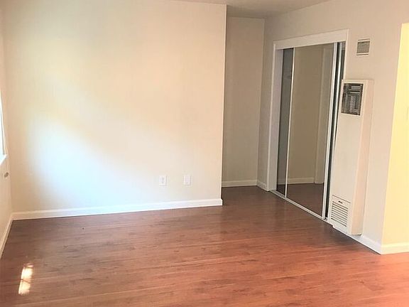 4th image of 1821 G St APT C