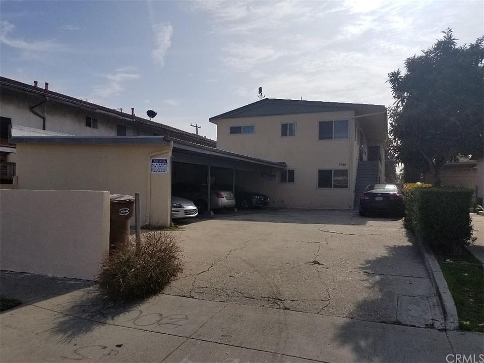 1st image of 1648 W 107th St