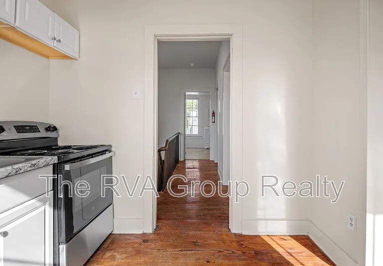 25 S Jefferson St #A — Photo 7