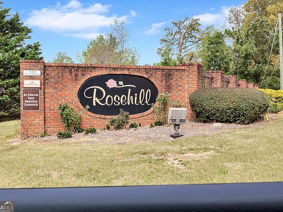 4th image of 2585 Rosehill Cir