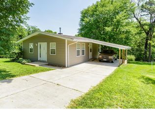 3168 Ridgeview Dr, Saint Charles, MO 63301