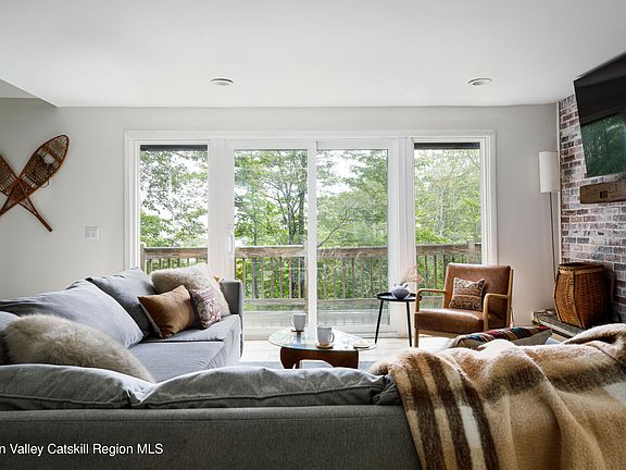 2nd image of 6 Clearview Road