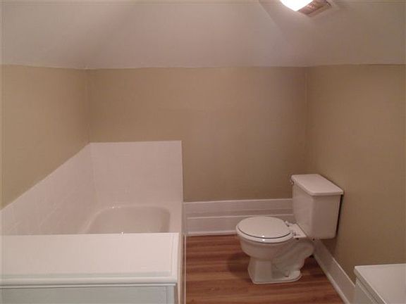 Bathtub - No Shower