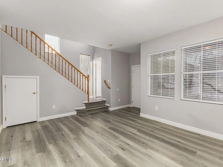 3006 W Ferruccio Pl — Photo 4