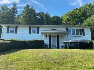 69 Sandersdale Rd, Charlton, MA 01507