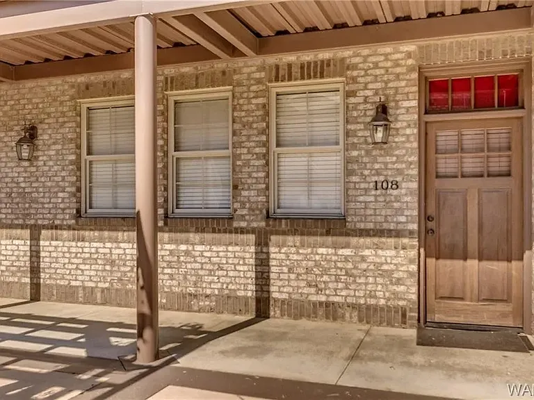 820 Frank Thomas Ave #108 — Photo 6