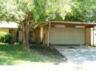 3046 James Lovell Dr, Kirby, TX 78219