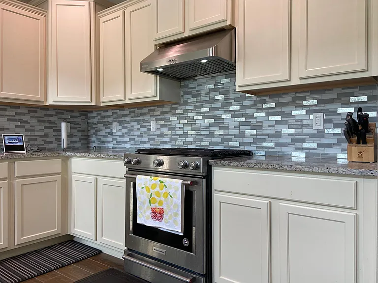 8701 Desert Finch Ln NE — Photo 8