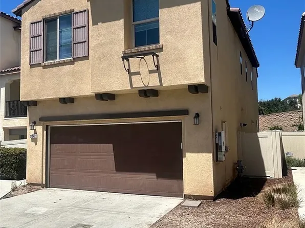 31542 Alicante Loop, Winchester, CA 92596