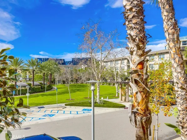 256 Rockefeller, Irvine, CA 92612