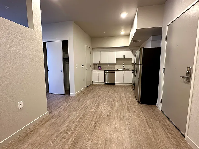 Studio unit