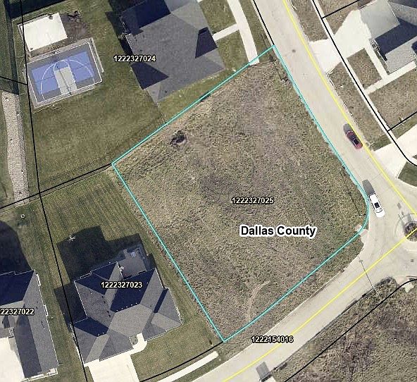 2nd image of 17827 Creekside Dr
