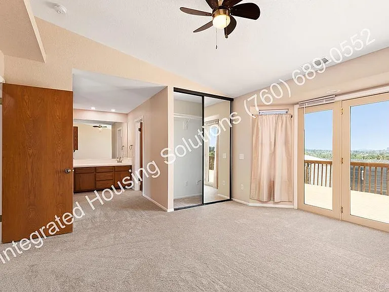 945 Pinon St — Photo 11