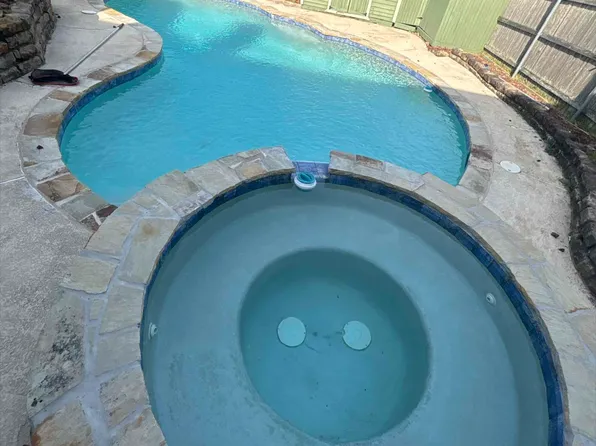 2332 Boardwalk Dr, Mesquite, TX 75181