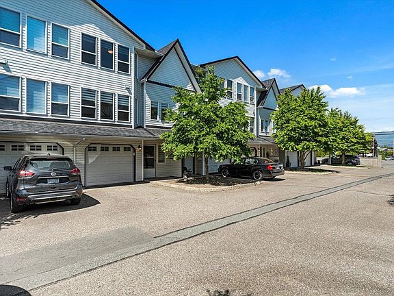 3rd image of 45286 Watson Rd #42