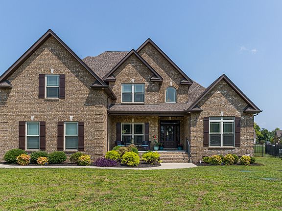 2nd image of 3534 Titus Ln