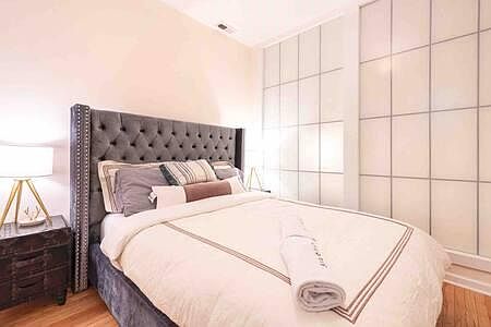 4th image of 308 S Quince St #1