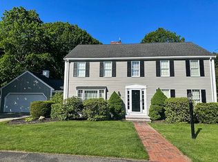 123 Locksley Rd, Lynnfield, MA 01940
