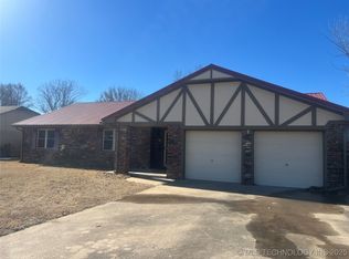 823 Belmont Rd, Muskogee, OK 74403