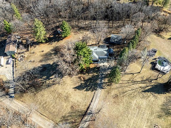 3rd image of 7 Sandpiper Dr