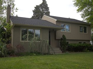 157 Plainsboro Rd, Cranbury, NJ 08512