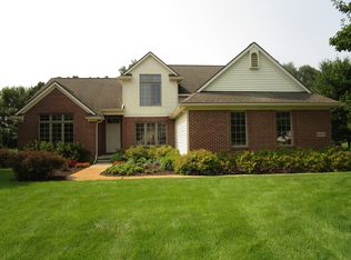 8819 Dexter Gables Ln, Dexter, MI 48130