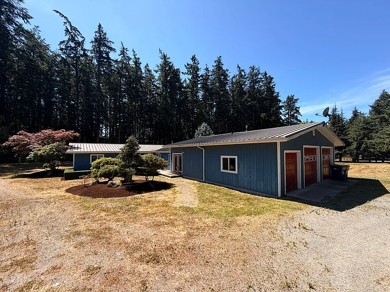 4204 Sharpe Rd — Photo 1