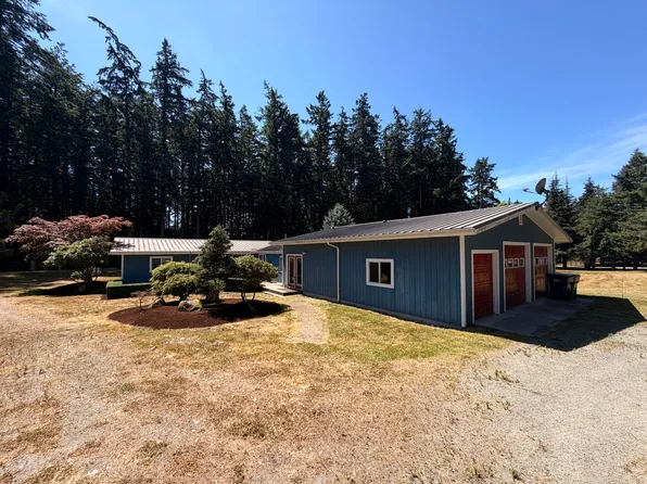 4204 Sharpe Rd, Anacortes, WA 98221