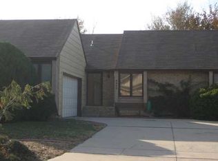 8933 E Blake Ct, Wichita, KS 67207