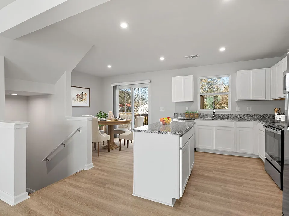 109 Brooklane Ct